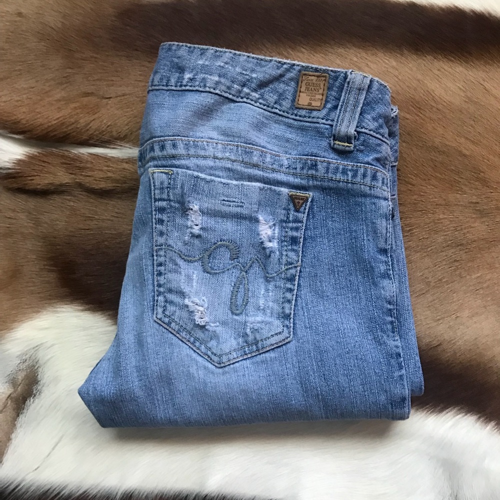 Guess • Daredevil • Boot Cut Jeans • Size 29